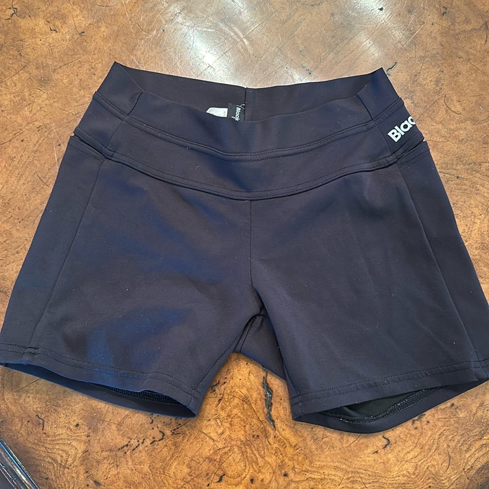 Blackmilk medium black shorts with pockets
